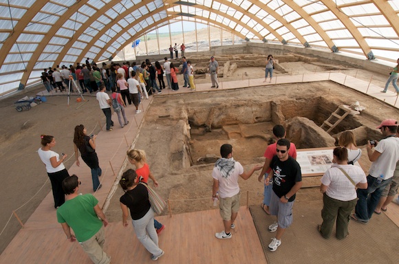 Tourists Visiting the 4040 Area Under the North Shelter