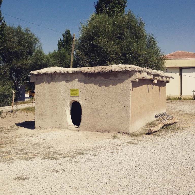 The Experimental House at Çatalhöyük. Photo by Katrina Gargett.